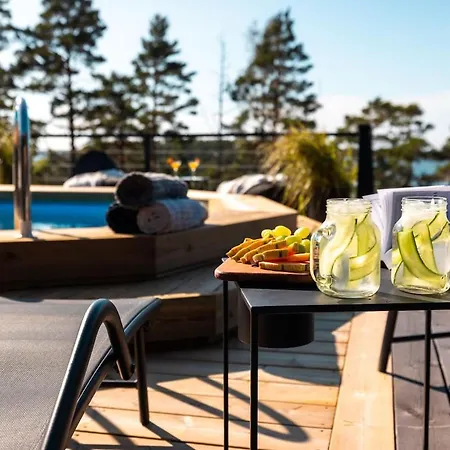 Villa Stone At Finsjolandet, Archipelago Hideway * Norra Magsholm