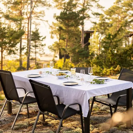 Villa Stone At Finsjolandet, Archipelago Hideway * Norra Magsholm